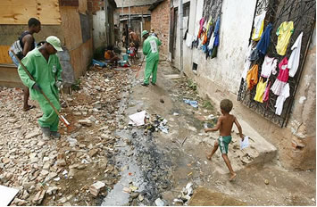 Apesar do alto IDH, o Brasil ainda apresenta vários problemas sociais